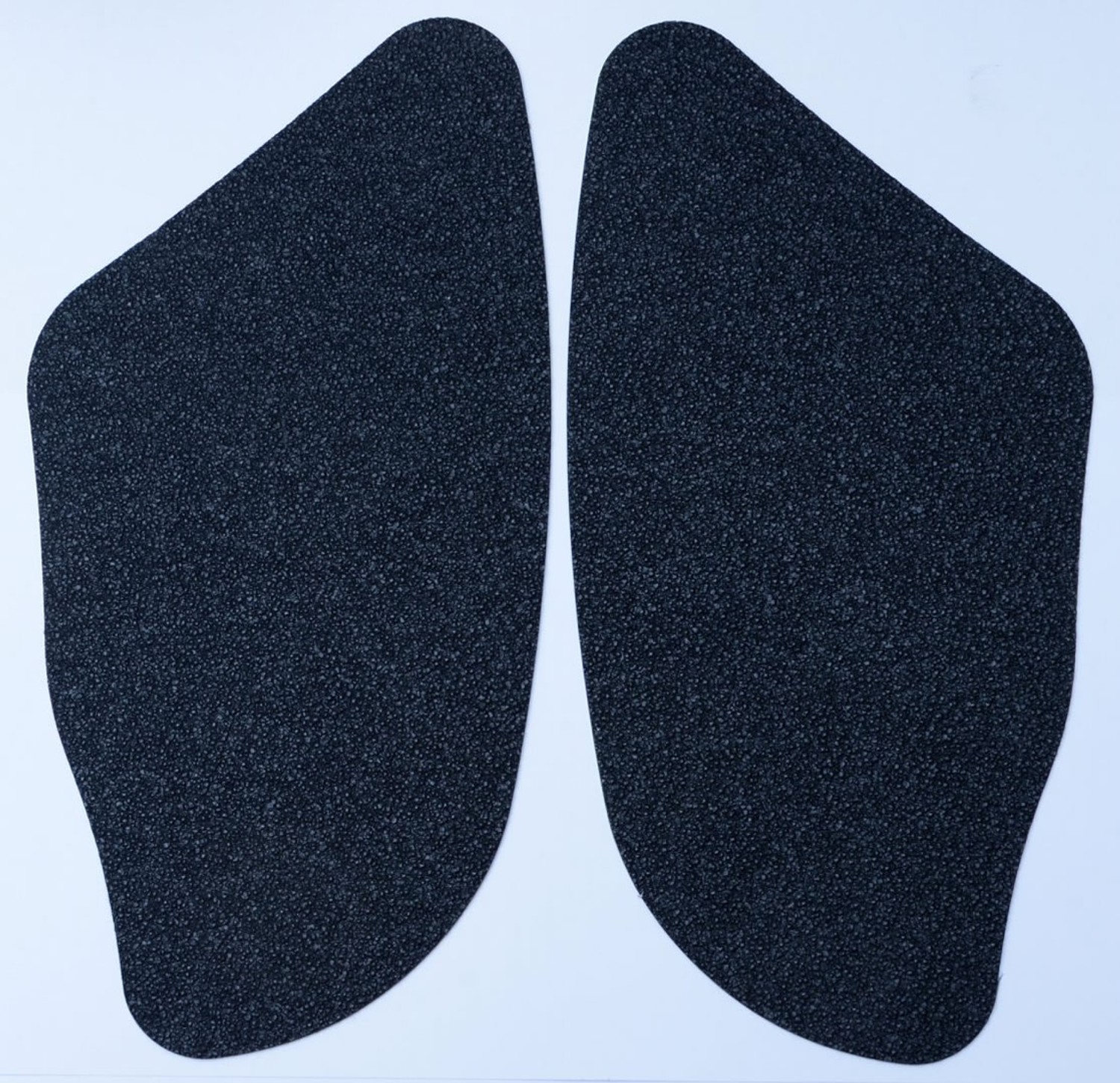R&G Racing Tank Traction 2-Grip Kit for the Honda CB900 Hornet '02-'07 R&G Racing Tank Traction 2-Grip Kit for the Honda CB900 Hornet '02-'07